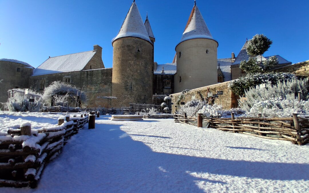 Le château de Châteauneuf sous la neige
