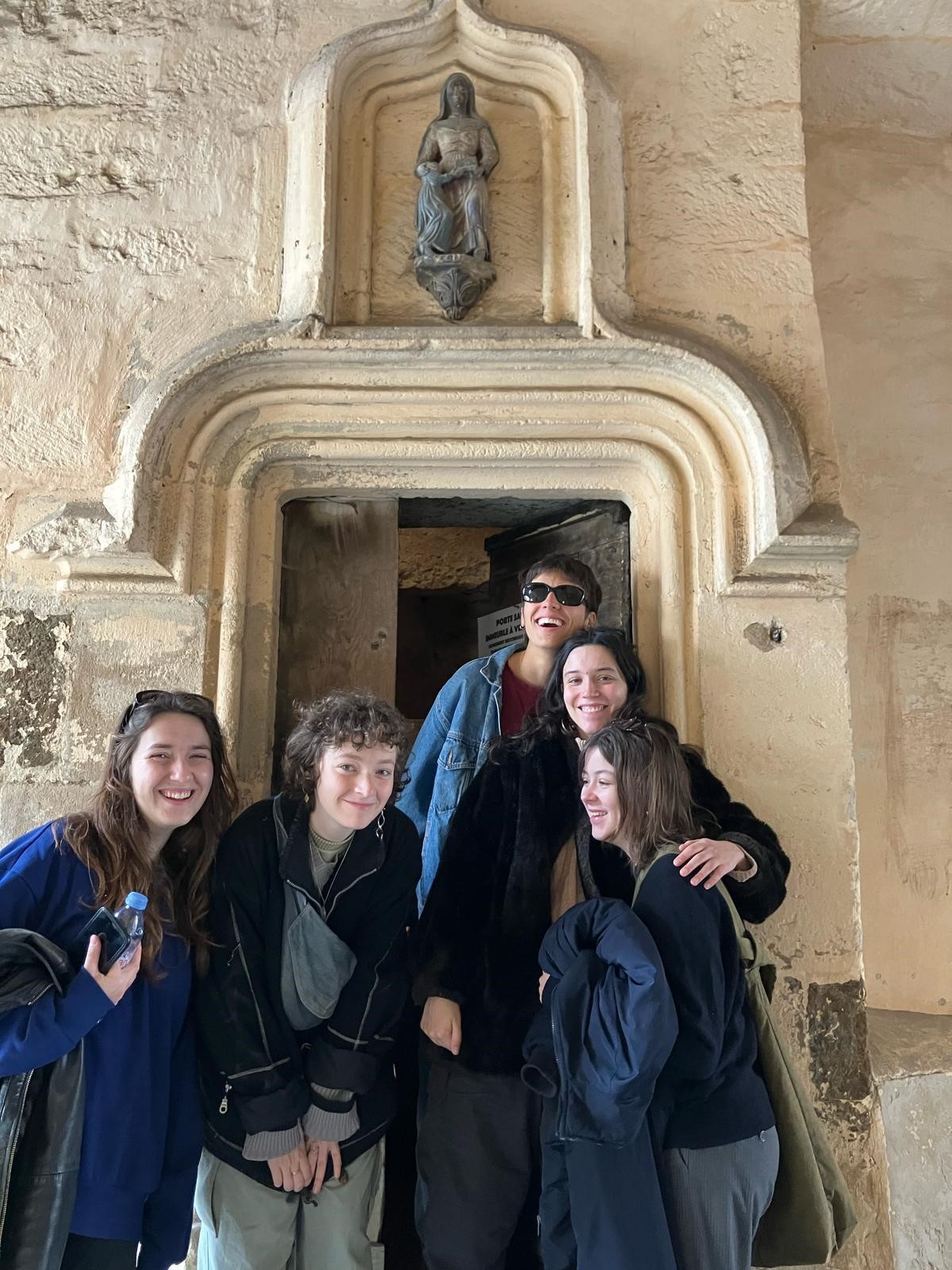 équipe femis©Valentine Laurent page d'accueil du château de Châteauneuf sur wivisites