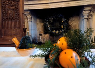 table de Noël dans la grande salle